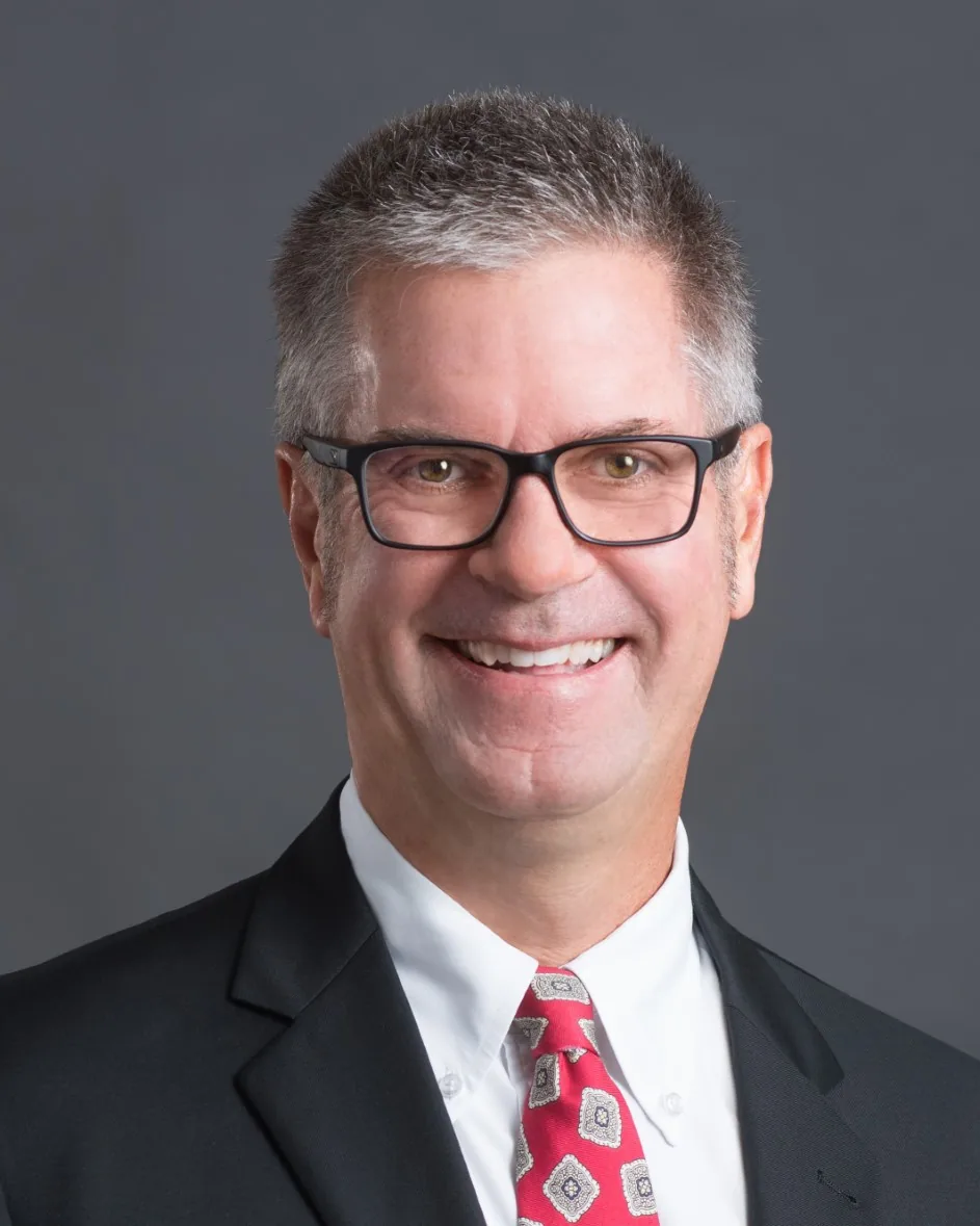 Portrait of Steven Kamm